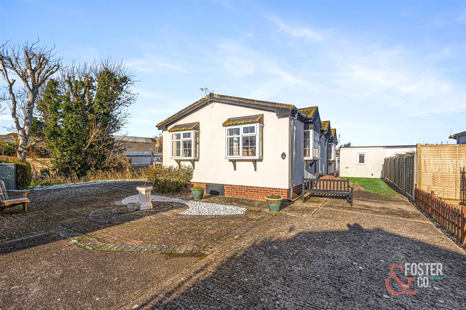 Willowbrook park, Old salts farm road, Lancing Foster & Co.